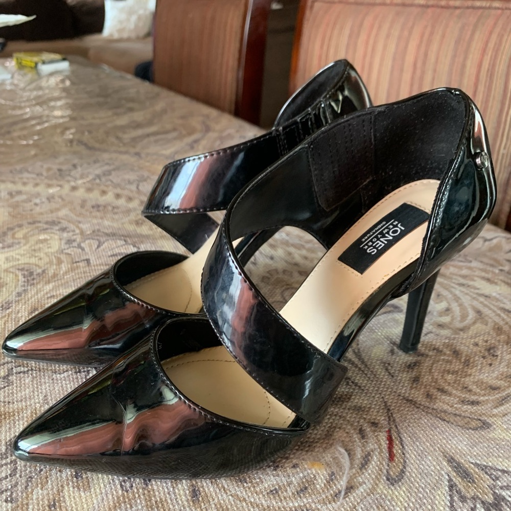 Jones New York Signature Black Heels